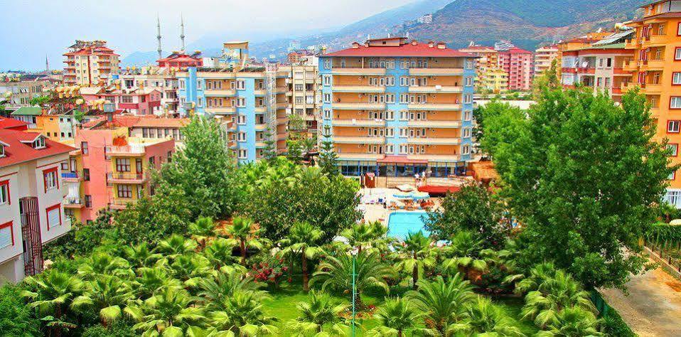 אלאניה Elysee Garden Family Hotel מראה חיצוני תמונה